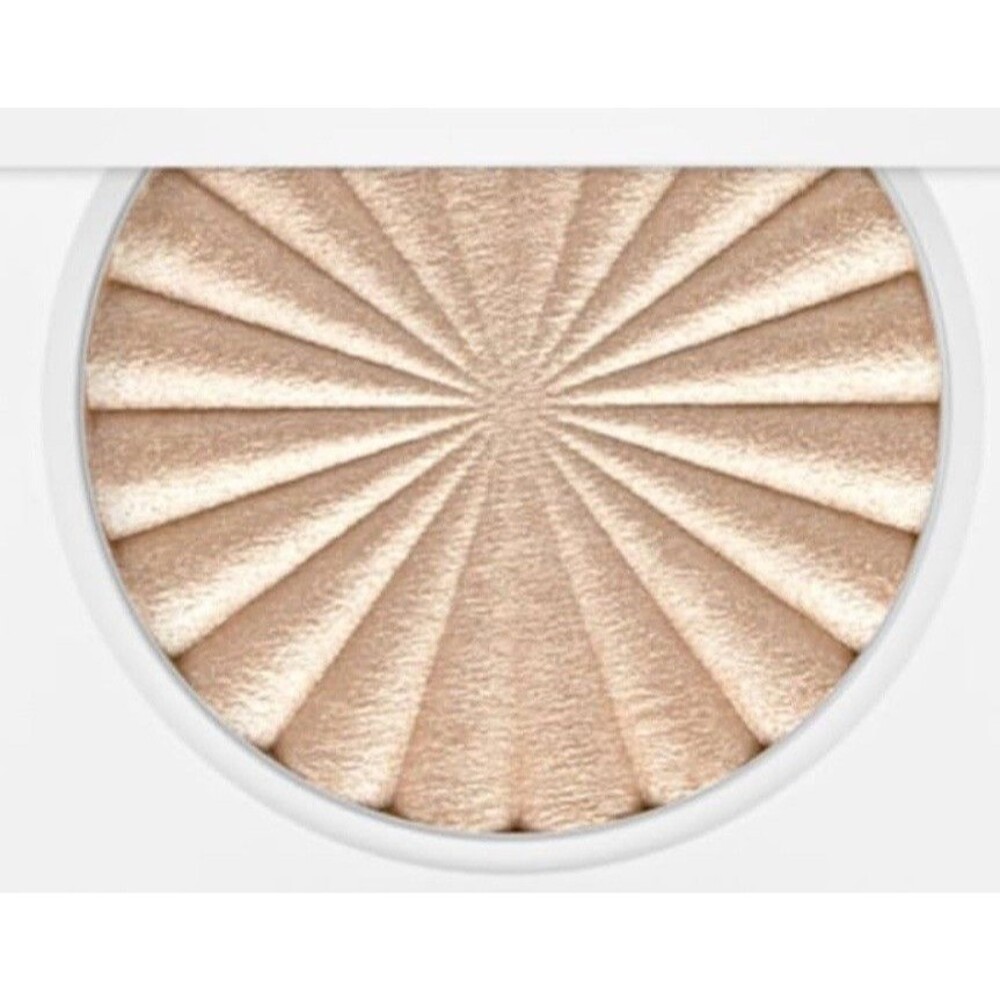 OFRA Cosmetics Radiant Glow Highlighter "Rodeo Drive" Makeup